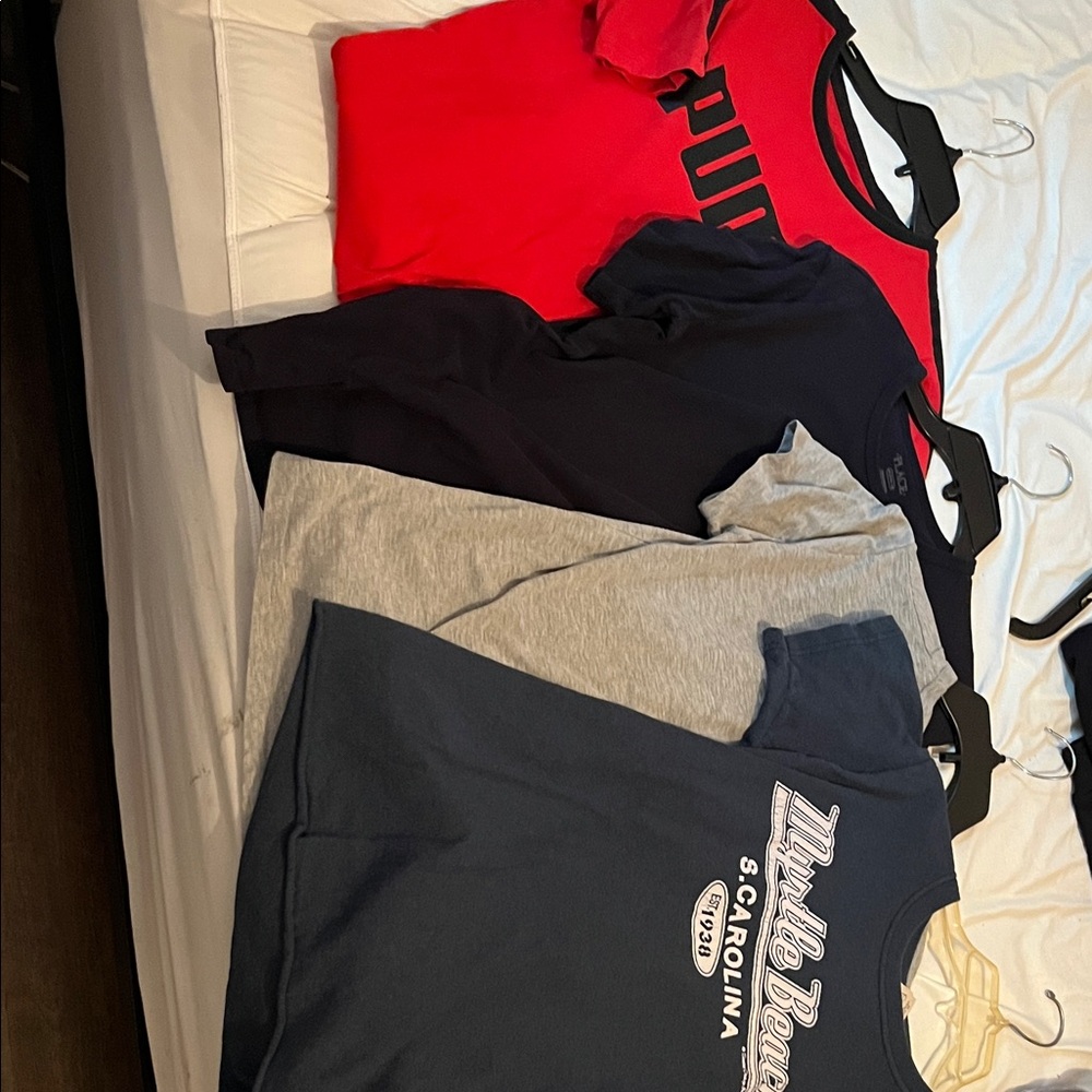 Puma Red and Navy Graphic Tees 4